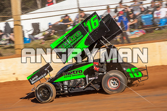 sprintcar 16 t16 adam alexander - 6 - Carrick - 30th Nov 2013-3