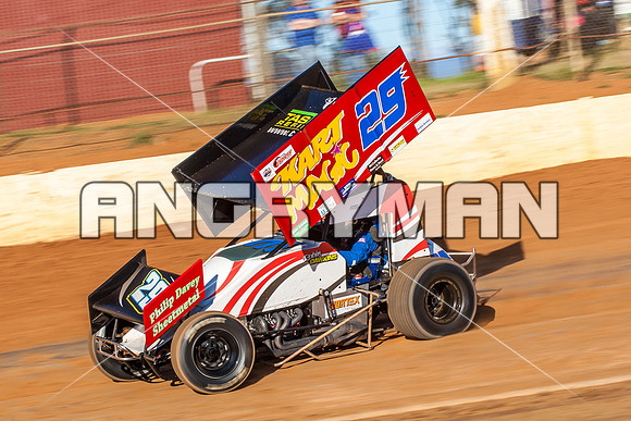 sprintcar 29 t29 robin dawkins - 6 - Carrick - 30th Nov 2013-3