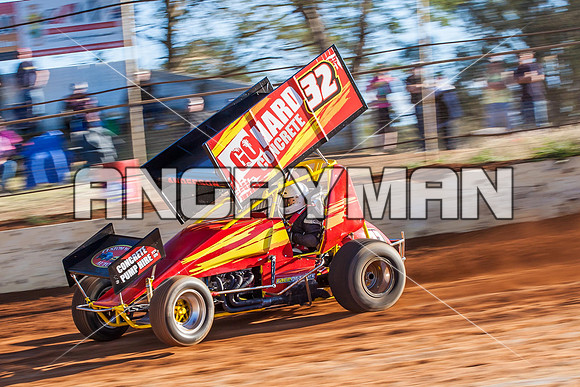 sprintcar 32 t32 nick anderson - 6 - Carrick - 30th Nov 2013-8