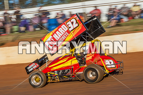 sprintcar 32 t32 nick anderson - 6 - Carrick - 30th Nov 2013-13