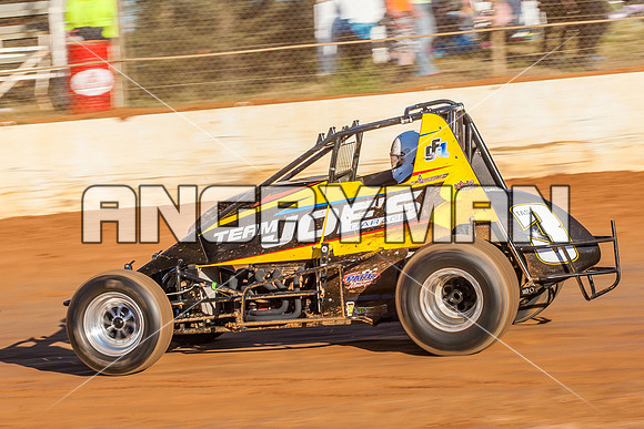 wingless 3 t3 des gallagher - 6 - Carrick - 30th Nov 2013-4