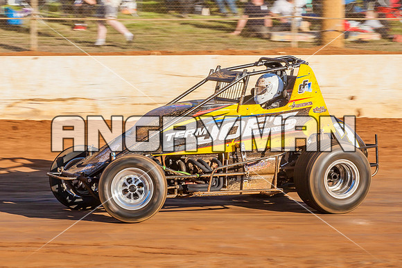 wingless 3 t3 des gallagher - 6 - Carrick - 30th Nov 2013-5