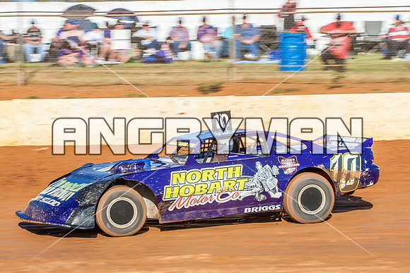 tassie six 10 - 6 - Carrick - 30th Nov 2013