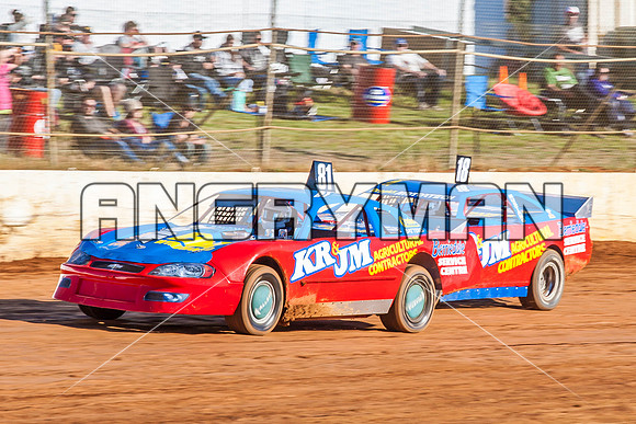 tassie six 81 - 6 - Carrick - 30th Nov 2013-2