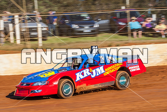 tassie six 81 - 6 - Carrick - 30th Nov 2013-3