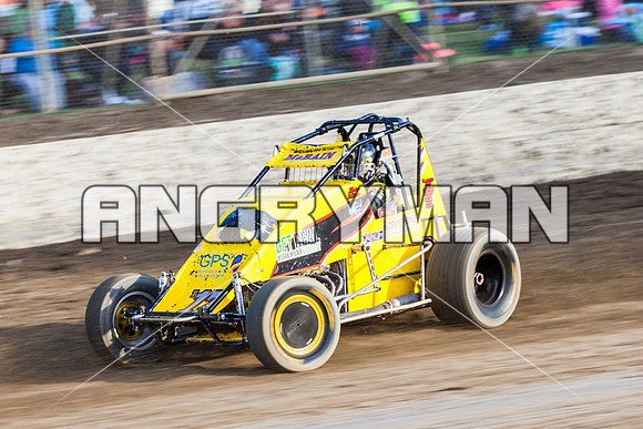wingless 17 t17 mcbain - 7 - Latrobe - 7th Dec 2013-2