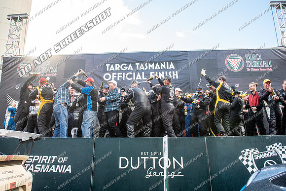 Champagne Shower - TSF - Finish Line and Podiums-7