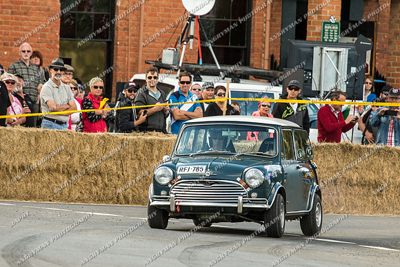 75 Roy Rait Morris Cooper S 1968 - Pub Corner