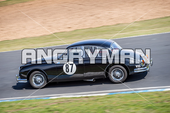 87 Don Green - Jaguar Mk2 1962 - Regularity Sedans Group B - Saturday-2