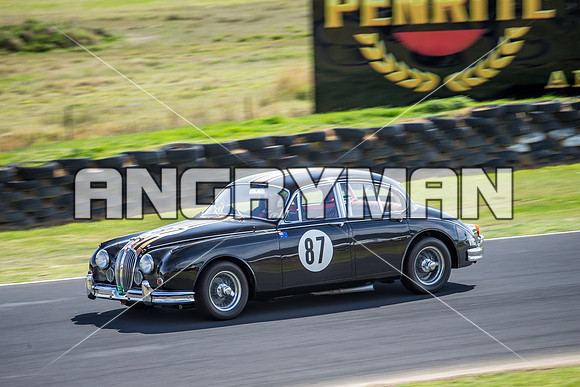 87 Don Green - Jaguar Mk2 1962 - Regularity Sedans Group B - Saturday-3