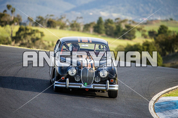 87 Don Green - Jaguar Mk2 1962 - Regularity Sedans Group B - Saturday-9