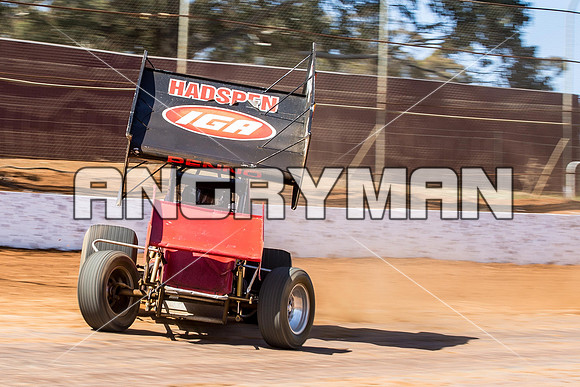 sprintcar 32 t32 Nick Penno - 2 - Carrick Practice - 17th Oct 2015-8