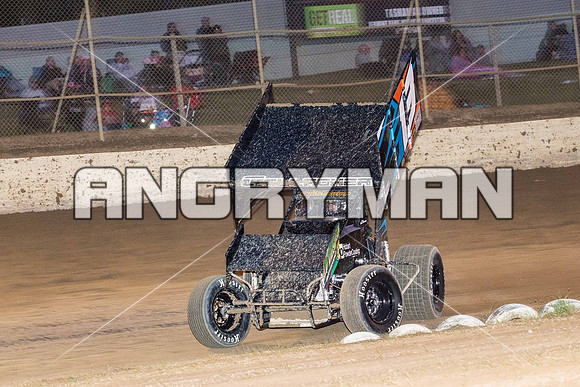 sprintcar 13 T13 Chris Gallagher - 3 - Latrobe - 24th Oct 2015-15