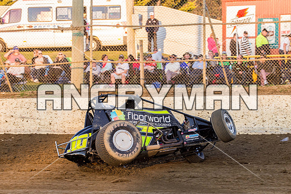 wingless 10 t10 Luke Redpath - 3 - Latrobe - 24th Oct 2015-11