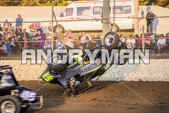 wingless 10 t10 Luke Redpath - 3 - Latrobe - 24th Oct 2015-14