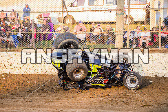 wingless 10 t10 Luke Redpath - 3 - Latrobe - 24th Oct 2015-18