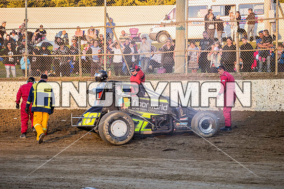 wingless 10 t10 Luke Redpath - 3 - Latrobe - 24th Oct 2015-21