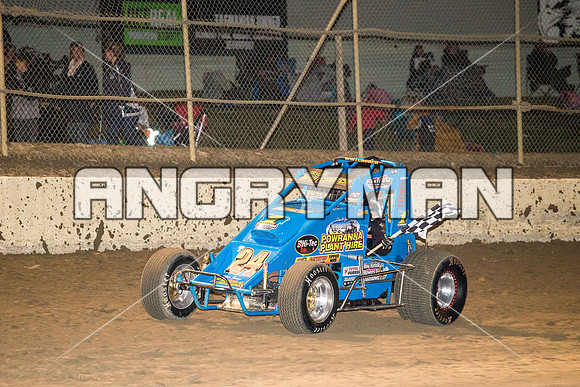 wingless 24 t24 brad whitchurch - 3 - Latrobe - 24th Oct 2015-11