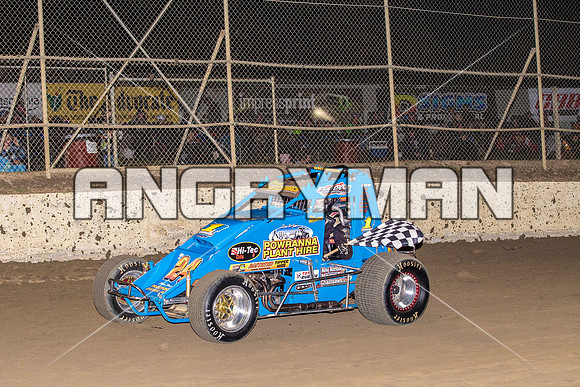 wingless 24 t24 brad whitchurch - 3 - Latrobe - 24th Oct 2015-12