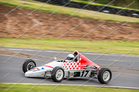 Formula Libre & Invited Racing - 17 Anthony McKenzie - Sunday - 2nd October 2016-3