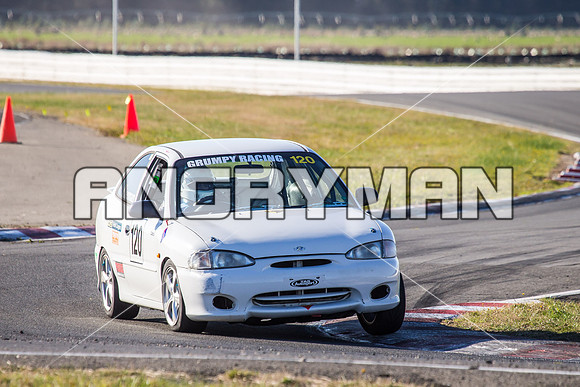 Hyundai 120 - Super Series Round 2 - 19th April 2015 - Symmons Plains-7