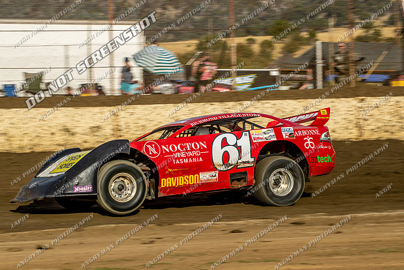 Super Sedan 61 T61 - Saturday-3