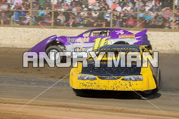 super sedan 71 t71 Robbie Bird - 9 - Latrobe - 27th Dec 2015-4
