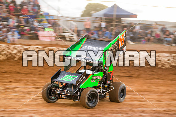 sprintcar 16 t16 Adam Alexander - 21 - Carrick - 20th Feb 2016-8
