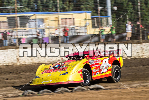 super sedan 0 v0 lucas roberts - 16 - Latrobe - 23rd Jan 2016 - Grand National