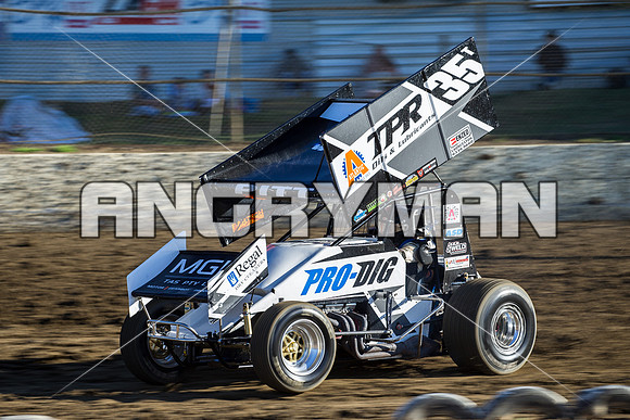 sprintcar 35 t35 Bruce Pitt - 22 - Latrobe - 27th Feb 2016-2