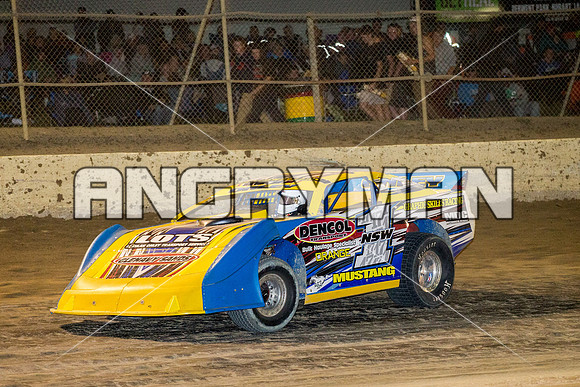 super sedan 17 n17 lachlan onley - 9 - Latrobe - 27th Dec 2015-11