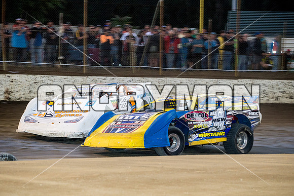 super sedan 17 n17 lachlan onley - 10 - Hobart - 2nd Jan 2016-11
