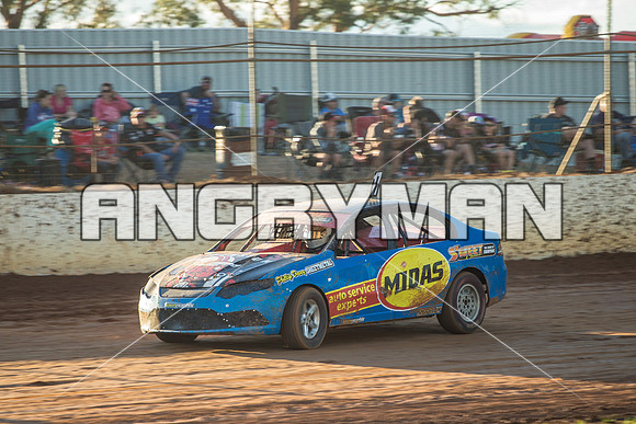 modified 17 t17 smiley williams - 19 - Carrick - 6th Feb 2016-7