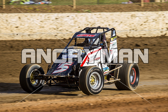wingless 5 t5 jeremy smith - 5 - Latrobe - 14th Nov 2015-3