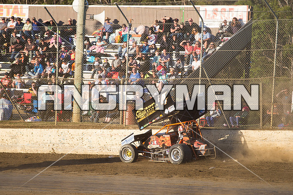sprintcar 4 t4 Gerry Hoekstra - 9 - Latrobe - 27th Dec 2015-14