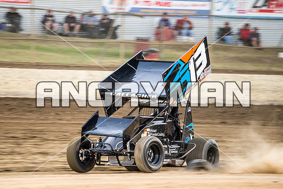 sprintcar 13 T13 Chris Gallagher - 14 - Latrobe - 15th Jan 2016-4