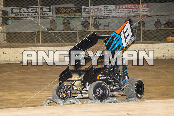 sprintcar 13 T13 Chris Gallagher - 14 - Latrobe - 15th Jan 2016-9