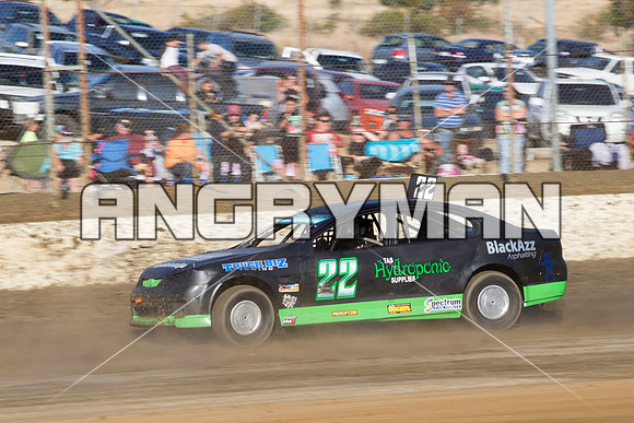 modified 22 t22 Luke Gunn - 16 - Latrobe - 23rd Jan 2016 - Grand National