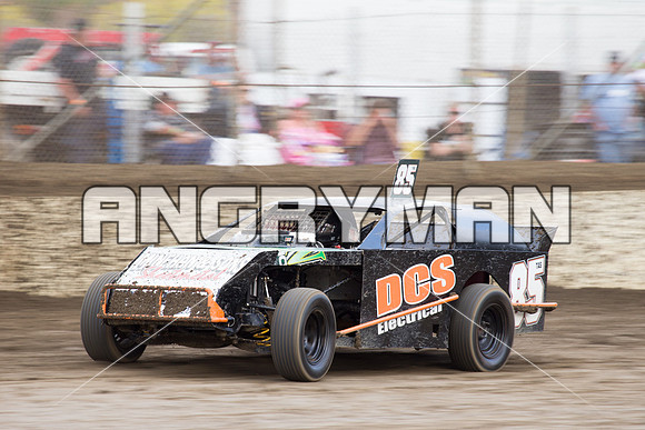 amca 85 t85 - 17 - Latrobe - 23rd Jan 2016 - Grand National-5
