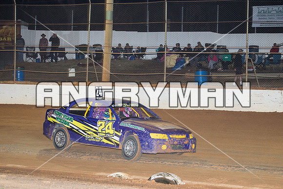 street stock 24 t24 - 6 - Carrick - 28th Nov 2015-8