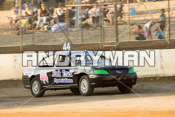 street stock 44 t44 - 16 - Latrobe - 23rd Jan 2016 - Grand National-3