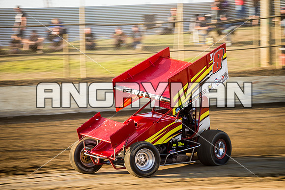 sprintcar 8 t8 Curt Smith - 14 - Latrobe - 15th Jan 2016-4
