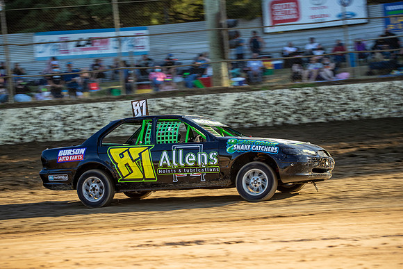Street Stock 87 T87 - 12 - Latrobe - 15th Jan 2022-3