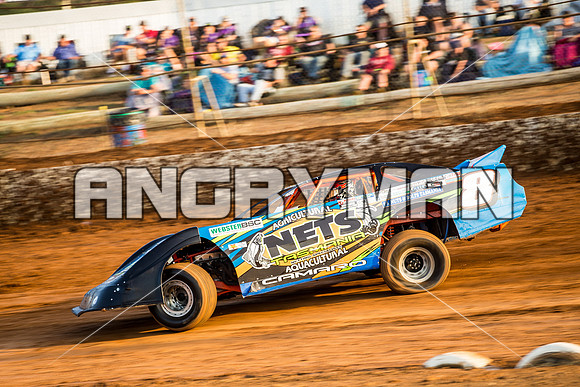 super sedan 8 T8 Steve Latham - 18 - Carrick - 5th Feb 2016-5