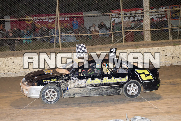 modified 2 T2 Matt Farrell - 15 - Latrobe - 16th Jan 2016-12
