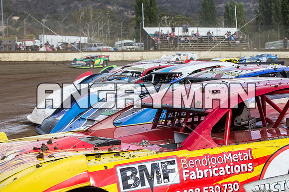 super sedan 0 v0 lucas roberts - 17 - Latrobe - 23rd Jan 2016 - Grand National-2