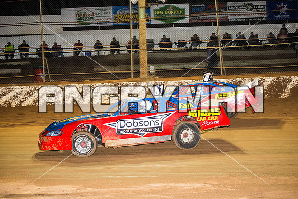 tassie six 81 - 18 - Carrick - 5th Feb 2016-10