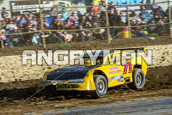 super sedan 71 t71 Robbie Bird - 9 - Latrobe - 27th Dec 2015-9