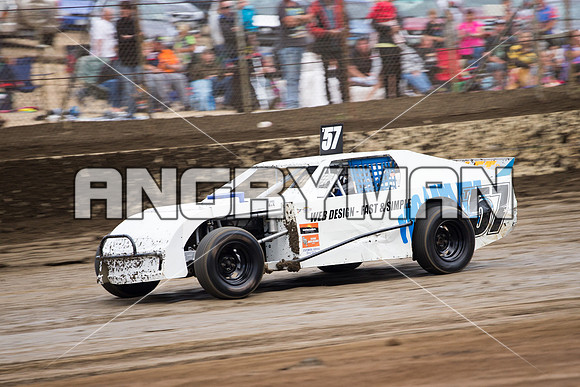 amca 57 t57 - 17 - Latrobe - 23rd Jan 2016 - Grand National