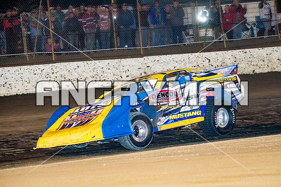 super sedan 17 n17 lachlan onley - 10 - Hobart - 2nd Jan 2016-17